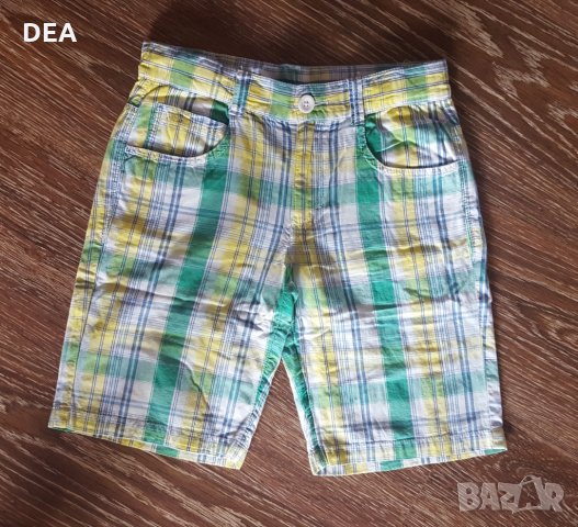 Къси панталони BENETTON 128/134см-10лв.МАМАЛЕНИЕ, снимка 1