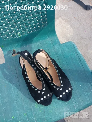 Дамски обувки