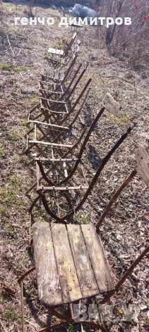 стари сгъваеми железни столове 13 бр, снимка 4 - Антикварни и старинни предмети - 48550996