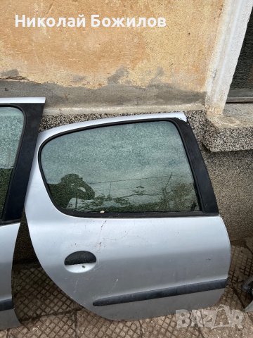 Продавам предни и задни врати Peugeot 206 , снимка 3 - Части - 40852332