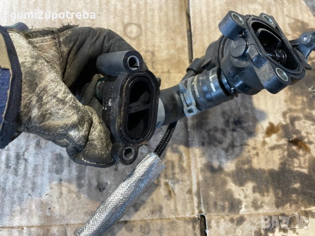 Воден Клапан 059121737 Porsche Cayenne 3.0D 92A/2012г, снимка 2 - Части - 51764762