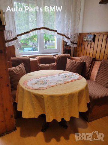 Ъглов кухненски диван и кръгла маса, снимка 2 - Дивани и мека мебел - 40707501