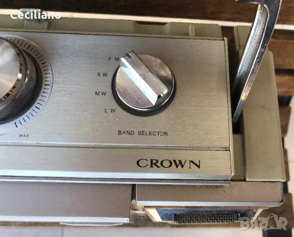 Радиокасетофон Crown CSC-950L, снимка 16 - Радиокасетофони, транзистори - 53114170
