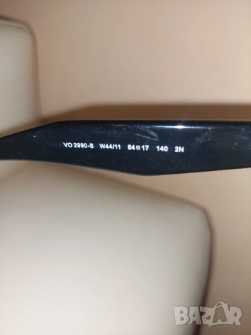 Дамски слънчеви очила Vogue , снимка 2 - Слънчеви и диоптрични очила - 52203459