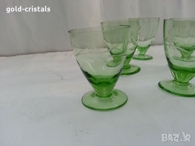 Ретро чашки с гарафа за ракия цветно зелено стъкло, снимка 3 - Антикварни и старинни предмети - 33551594