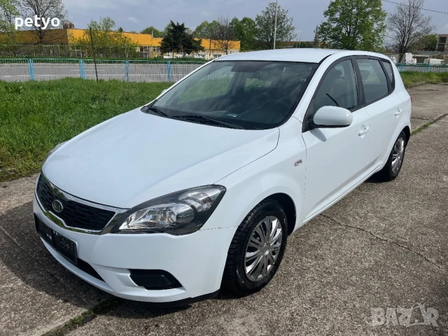Киа сеед, снимка 2 - Автомобили и джипове - 50999182