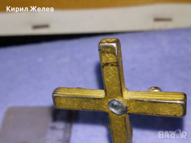 Стара ПОЗЛАТЕНО НАСТОЛНО РАЗПЯТИЕ КРЪСТ Много КРАСИВ МЕТАЛЕН 41358, снимка 5 - Колекции - 43738679