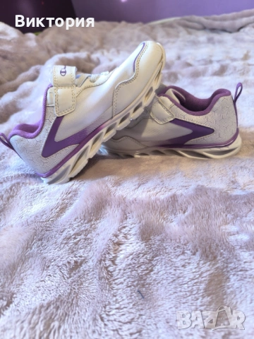 Детски светещи маратонки, снимка 4 - Детски маратонки - 53104038