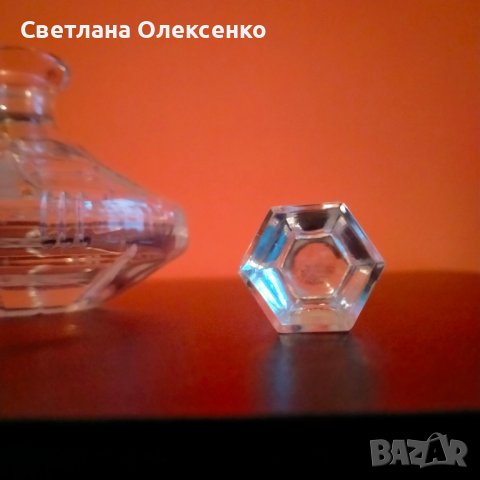 Кристална бутилка за парфюм , снимка 4 - Антикварни и старинни предмети - 39487637