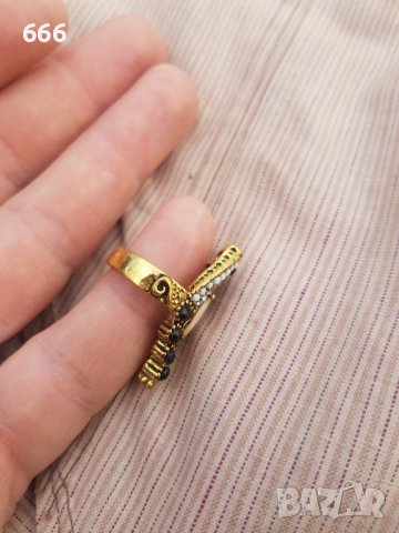 Пръстен, снимка 5 - Пръстени - 42947826