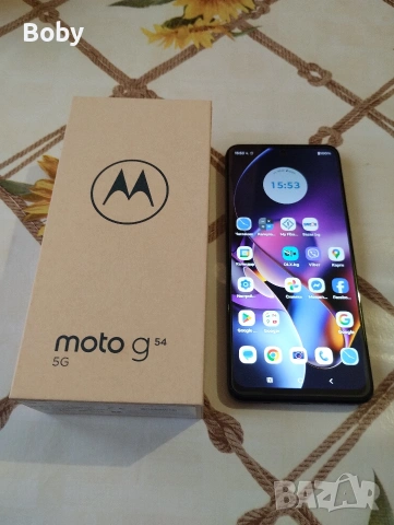 Motorola Moto G54 със слушалки, 2 калъфа и протектори