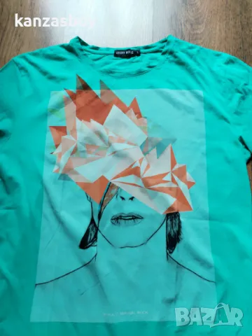 antony morato - страхотна мъжка тениска КАТО НОВА L, снимка 3 - Тениски - 50367416