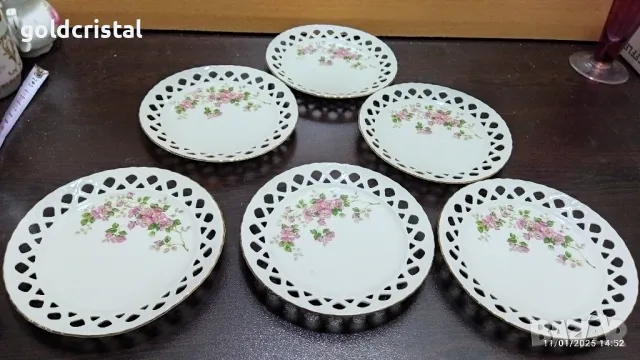 Стар български порцелан Изида чинийки, снимка 2 - Антикварни и старинни предмети - 48645552