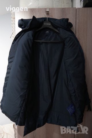 Оригинално модерно пухено яке на Armani Jeans. Размер S. Цвят син., снимка 5 - Якета - 43172169