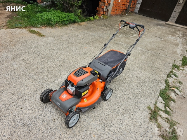 САМОХОДНА КОСАЧКА HUSQVARNA 4X4 HONDA. КАТО НОВА , снимка 16 - Градинска техника - 51840435