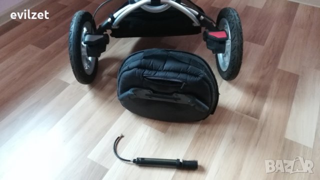 Много запазена бебешка/детска количка  Quinny Speedy комплект кошове и аксесоари, снимка 8 - Детски колички - 32615862