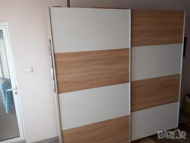 Гардероб с плъзгащи врати, снимка 11 - Гардероби - 52952482