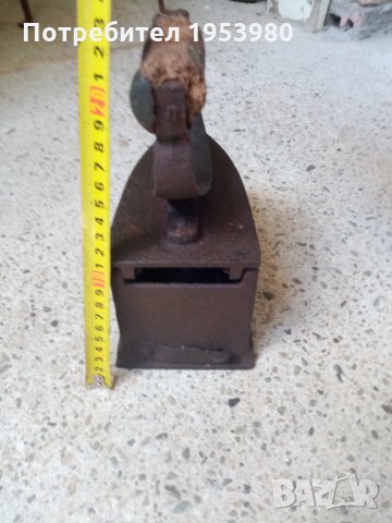 Стара ютия на жар, снимка 5 - Антикварни и старинни предмети - 33470451