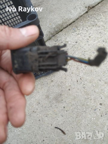 Бутон за деактивиране на ал. система , VW , 4B0962109A, снимка 9 - Части - 52406650