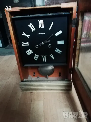 Стенен часовник Янтар с махало , снимка 2 - Други стоки за дома - 24219480