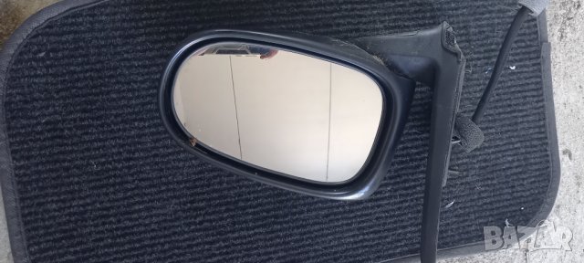 Дясно огледало Nissan Almera Tino, снимка 2 - Части - 40702455