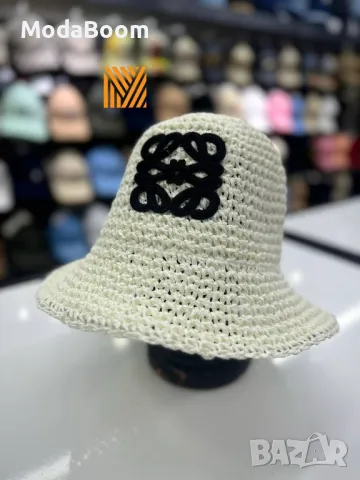 Loewe дамски шапки Различни цветове , снимка 3 - Шапки - 48842003