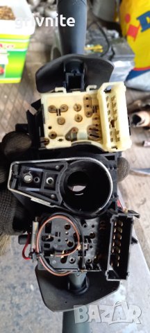 Лостчета Мигачи/Чистачки Renault Megane I, снимка 2 - Части - 39235005