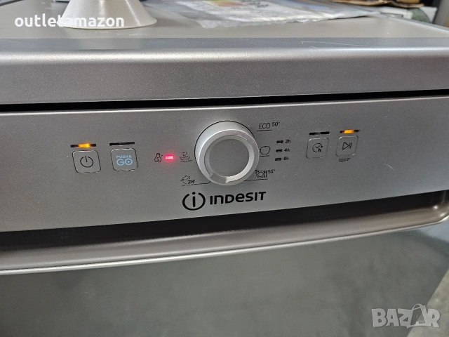 Свободностояща съдомиялна машина Indesit , снимка 2 - Съдомиялни - 53279437