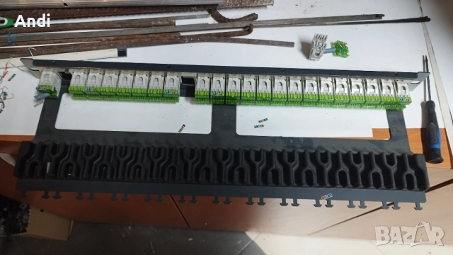 Пач панел 5е cat.  - 24 порта за рак - сърварен шкаф 1U MMC, снимка 2 - Суичове - 53298590