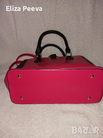 Цикламена чанта, снимка 3 - Чанти - 53479681