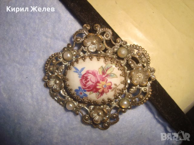 СТАРА БРОНЗОВА ПОСРЕБРЕНА АР НУВО ФЛОРАЛНА ФИЛИГРАННА РЕТРО БРОШКА с РЪЧНО РИСУВАН ПОРЦЕЛАН 29171, снимка 13 - Антикварни и старинни предмети - 37320314