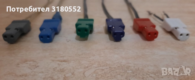 букси (конектори) Sony с кабел-за тонколони, снимка 2 - Други - 52103178