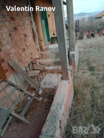 Имот къща в село Гълъбник с площ 980кв, снимка 3 - Парцели - 53349875