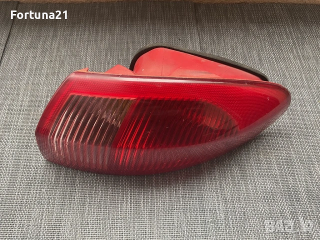 Alfa Romeo 147 - десен стоп оригинален