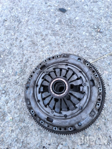 Съединител комплект 1.9тди Голф 4 LUK