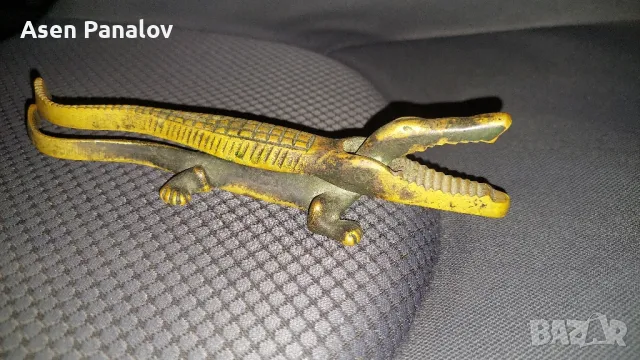 Месингова щтипка  за чупене на орех, снимка 2 - Други - 49216659