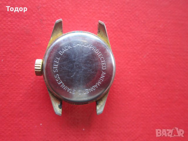 Позлатен часовник Оско , снимка 3 - Дамски - 33101473
