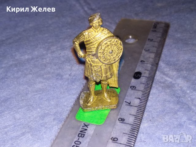 СТАРО МЕТАЛНО ВОЙНИЧЕ КИНДЕР - ШОТЛАНДЕЦ с ПОЗЛАТА РЯДКО За КОЛЕКЦИЯ 37109, снимка 5 - Колекции - 40392622