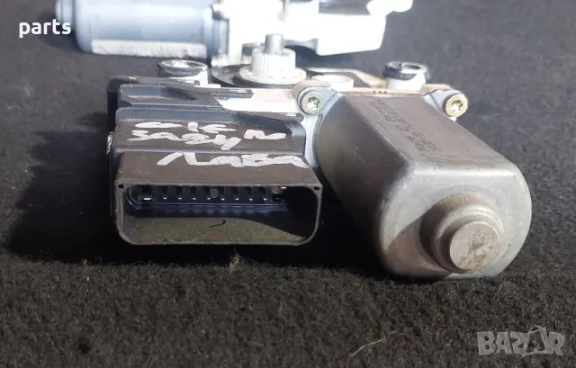 Задна Лява Машинка Стъкло VW Голф 4 2бр.
- 1J4959811C, снимка 4 - Части - 47600556