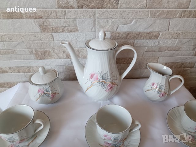 Красив порцеланов сервиз за кафе -17 части- Завод Китка - №1, снимка 3 - Сервизи - 38398487