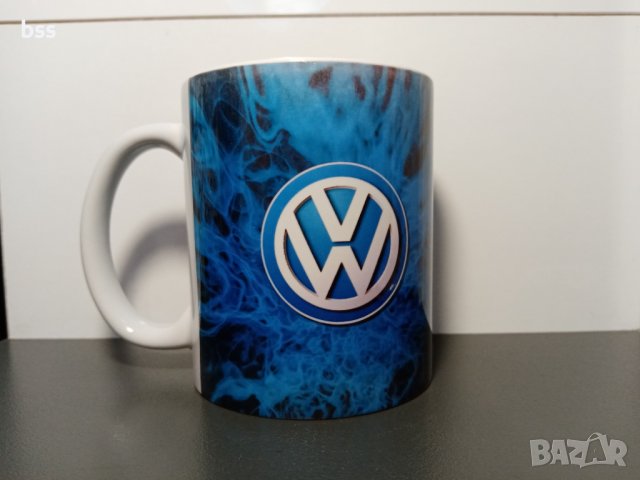 Бяла порцеланова чаша на Фолксваген / Volkswagen, снимка 1 - Чаши - 37122967