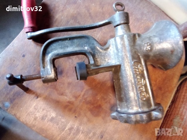 Машинки за мелене на месо, снимка 4 - Месомелачки - 44085686