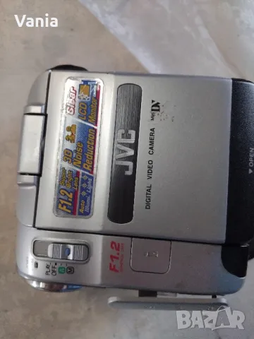 Видеокамера JVC , снимка 3 - Камери - 49398418