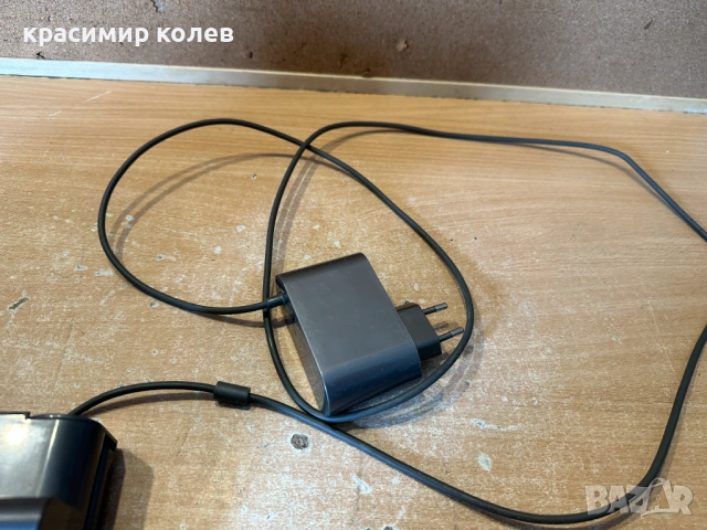акумулаторна прахосмукачка "DYSON", снимка 5 - Прахосмукачки - 53391970