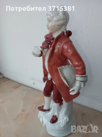 Порцеланова фигура, снимка 6 - Антикварни и старинни предмети - 52910739