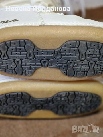 Ботуши Fila boot, снимка 2 - Дамски боти - 53536275