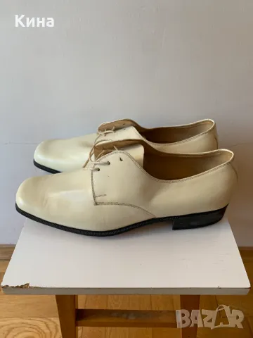 Продавам елегантни мъжки обувки от естествена кожа