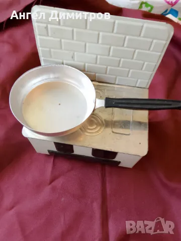 Детска соц метална печка с тиган , снимка 3 - Колекции - 47331306