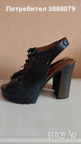 Дамски обувки на висок ток