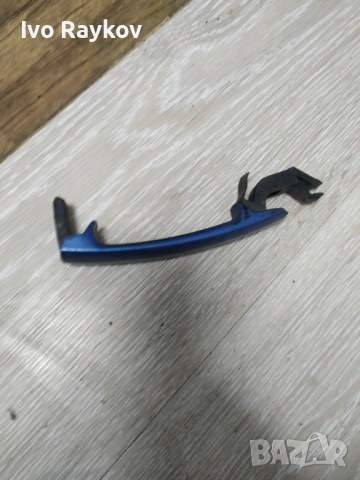 Външна дръжка Volkswagen 3B0837207 Golf 4